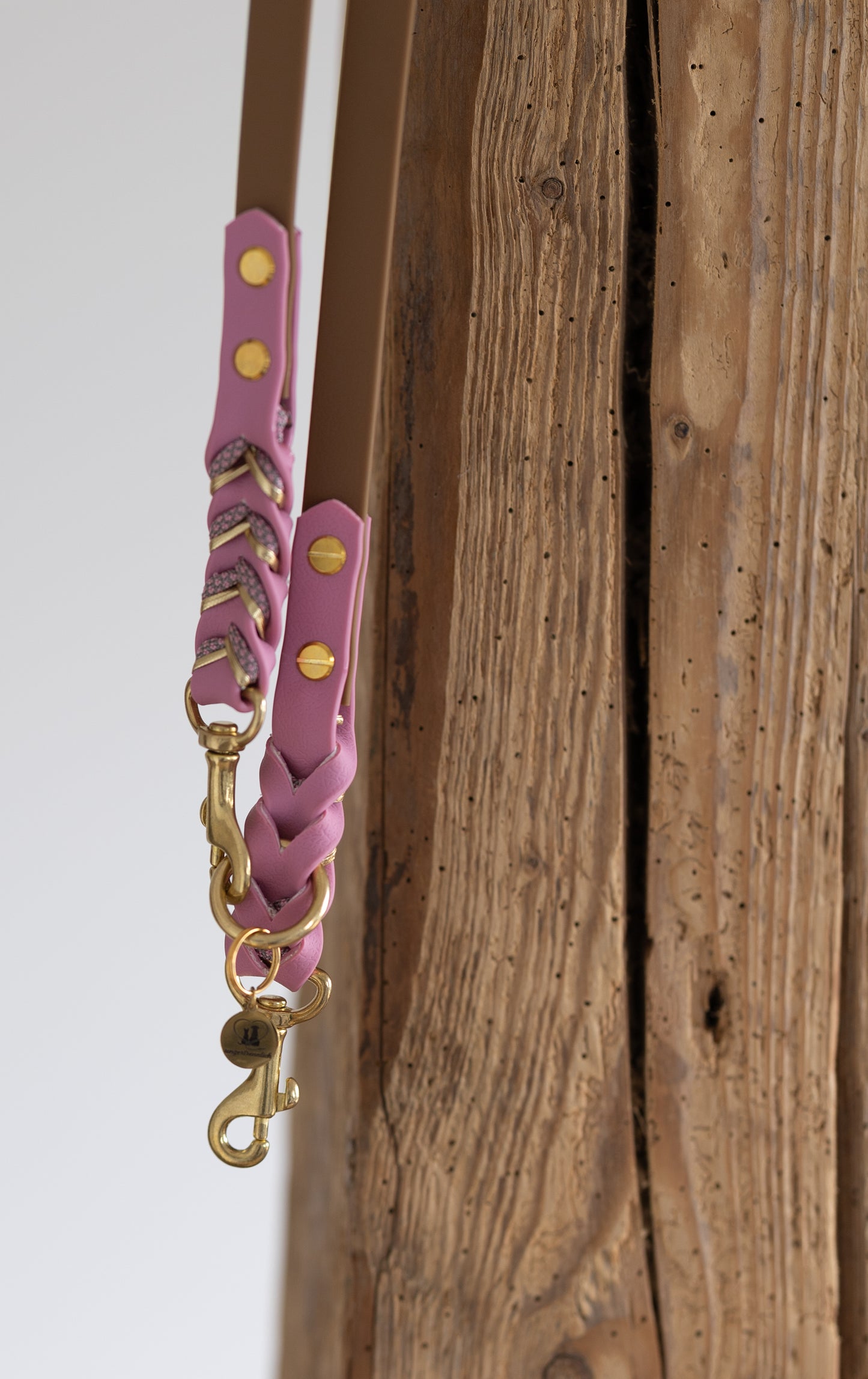 Hundeleine „Velia Goldline“ –  Karamell & Altrosa (3-fach verstellbar)